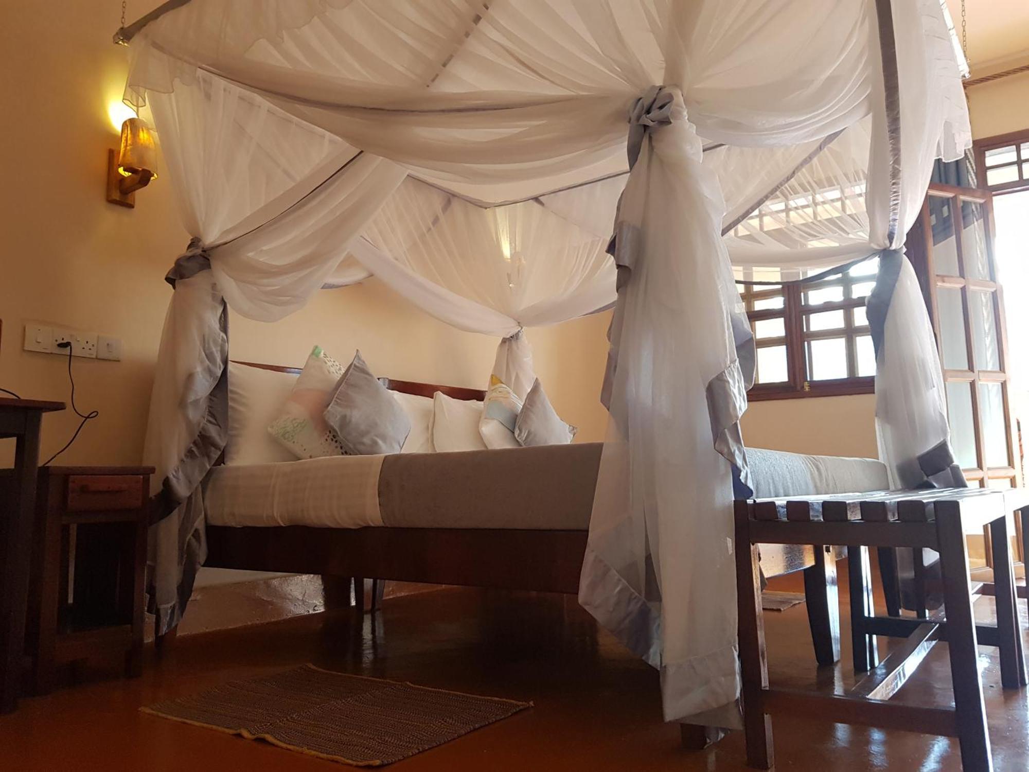 African Roots Guesthouse Entebbe Exterior foto