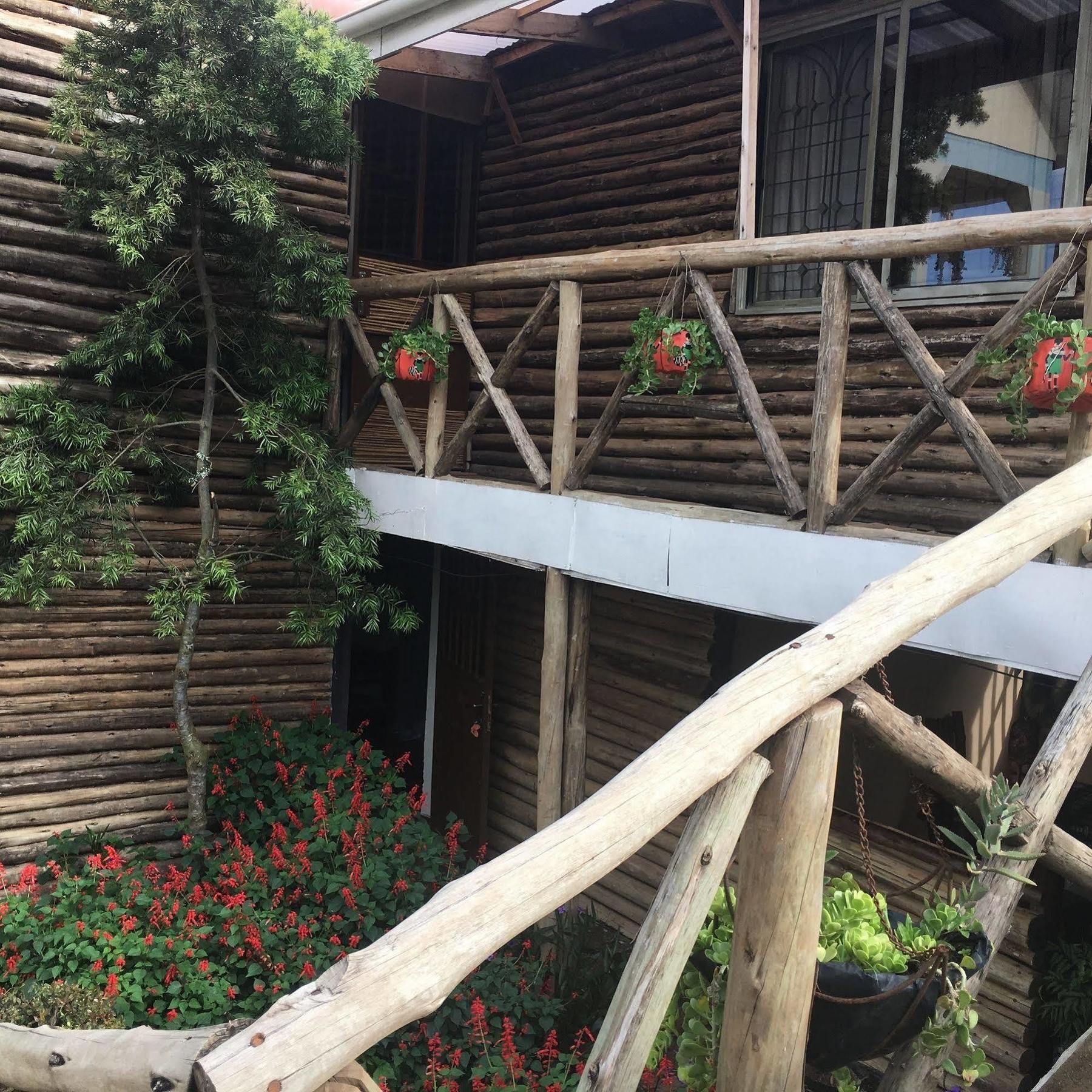 African Roots Guesthouse Entebbe Exterior foto